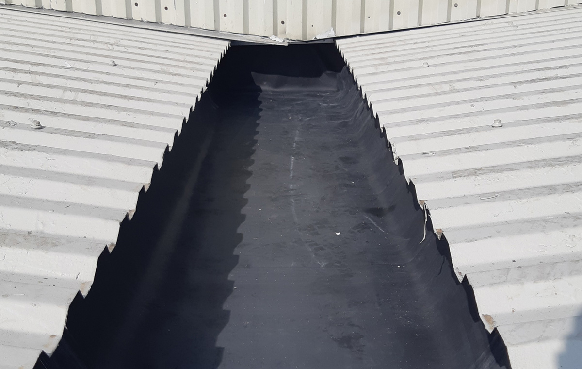 Roof Gutter Waterproofing - Master Proof